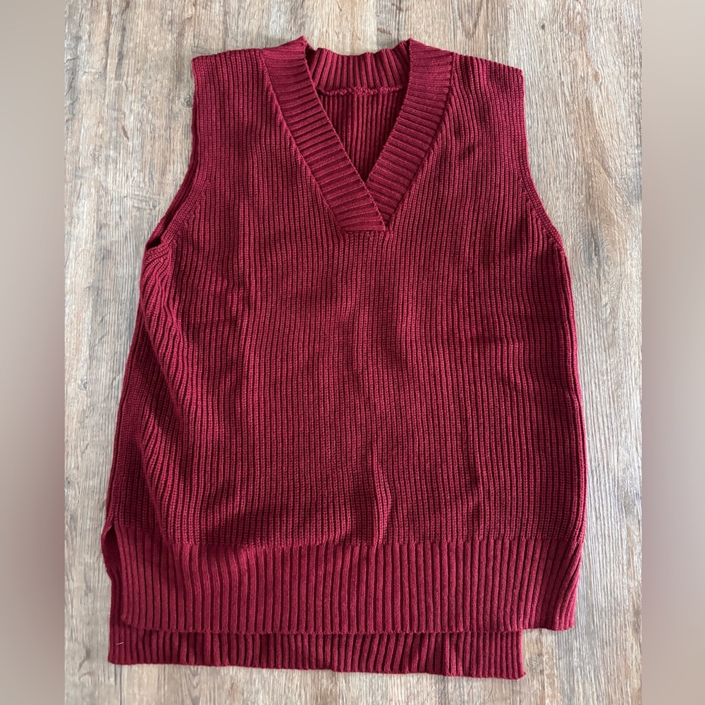 Burgundy sweater vest -Large